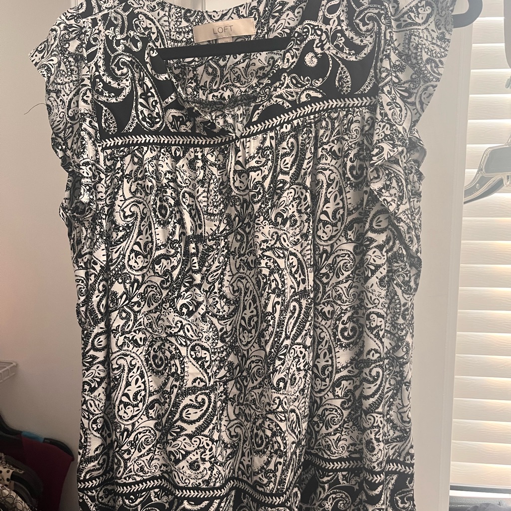 Loft Medium Top!